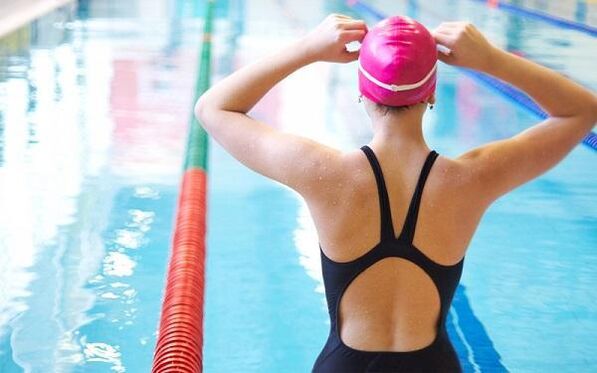 Schwimmen mit zervikaler Osteochondrose