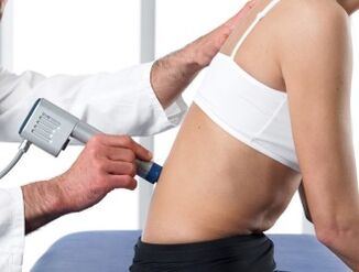Physiotherapie zur Behandlung der lumbalen Osteochondrose.